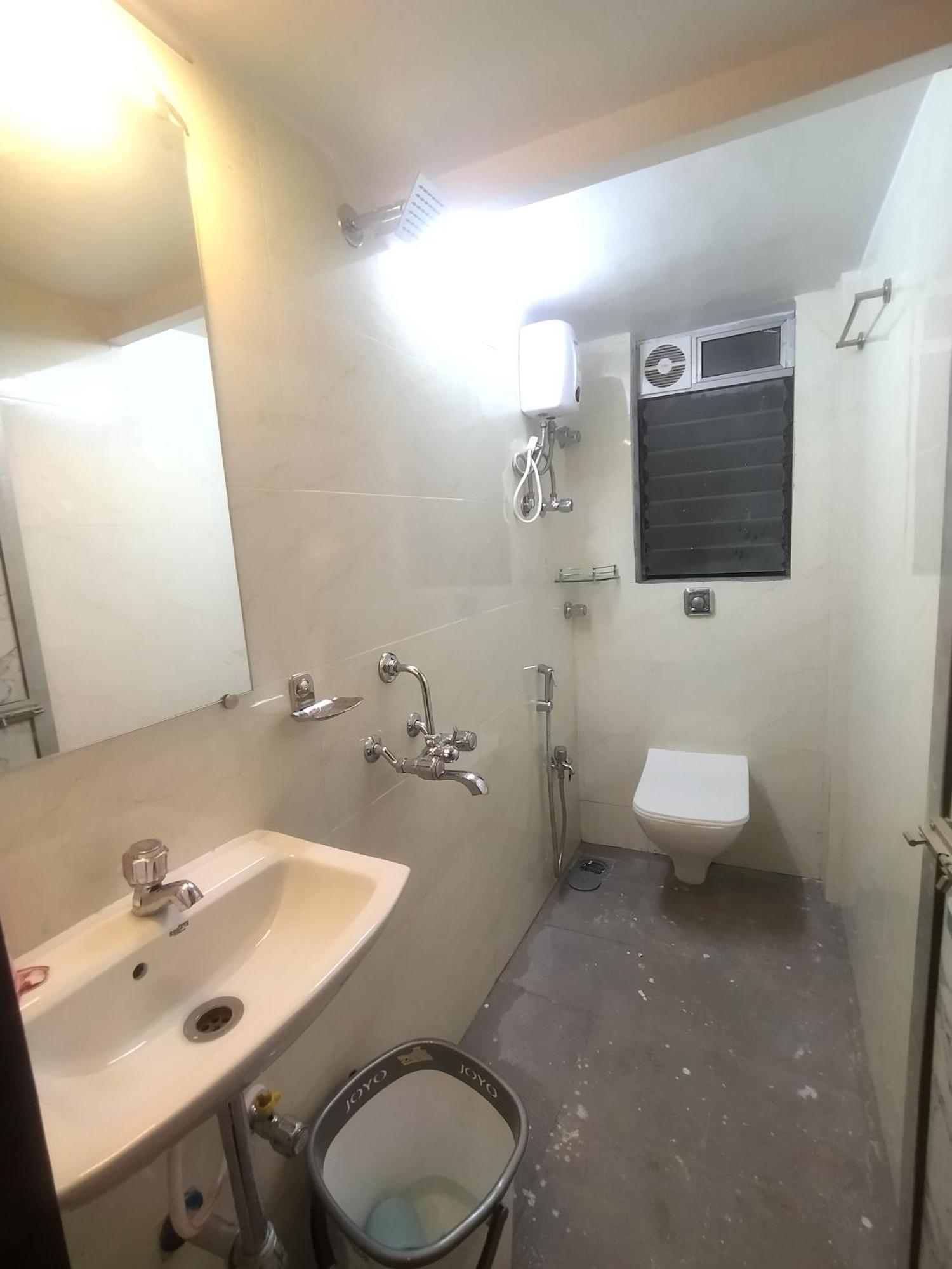 Everest Stays Rooms And Dormitory Bombaim Exterior foto