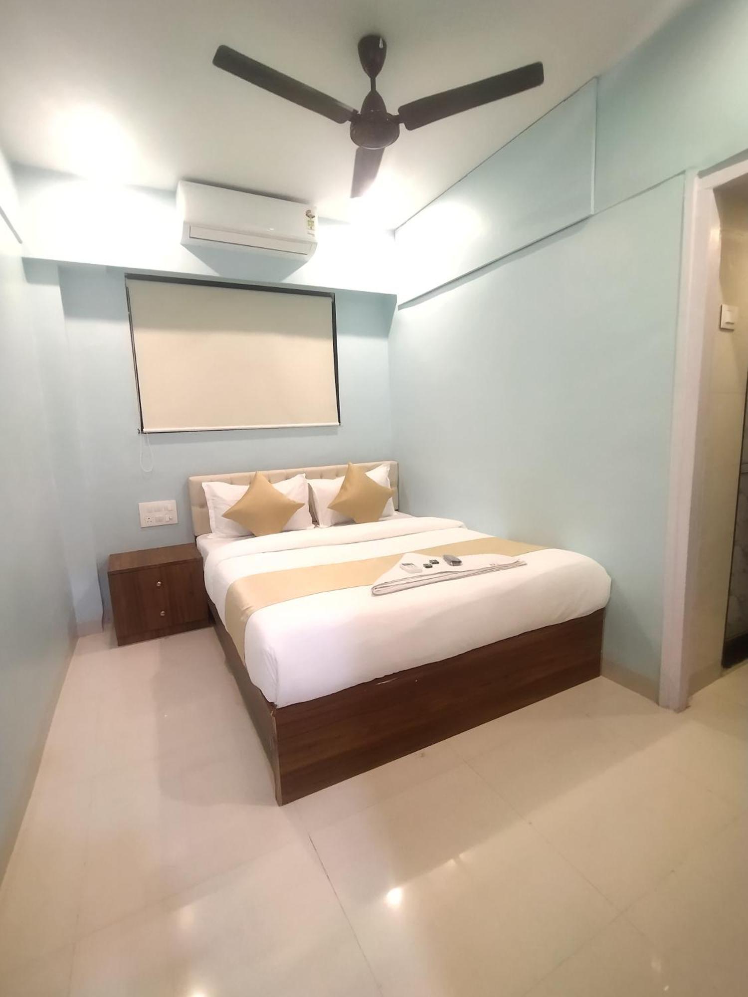 Everest Stays Rooms And Dormitory Bombaim Exterior foto